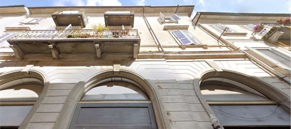 8-salle Appartement à Novara, Italy No. 7512 11