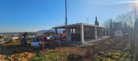 4غرفة منزل في Almè, Italy رقم 40143 63