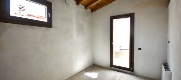 5 غرف نوم منزل في Montevarchi, Italy رقم 322865 23