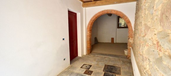 5 غرف نوم منزل في Montevarchi, Italy رقم 322865 13