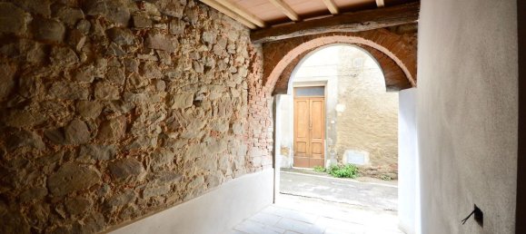 5 غرف نوم منزل في Montevarchi, Italy رقم 322865 19