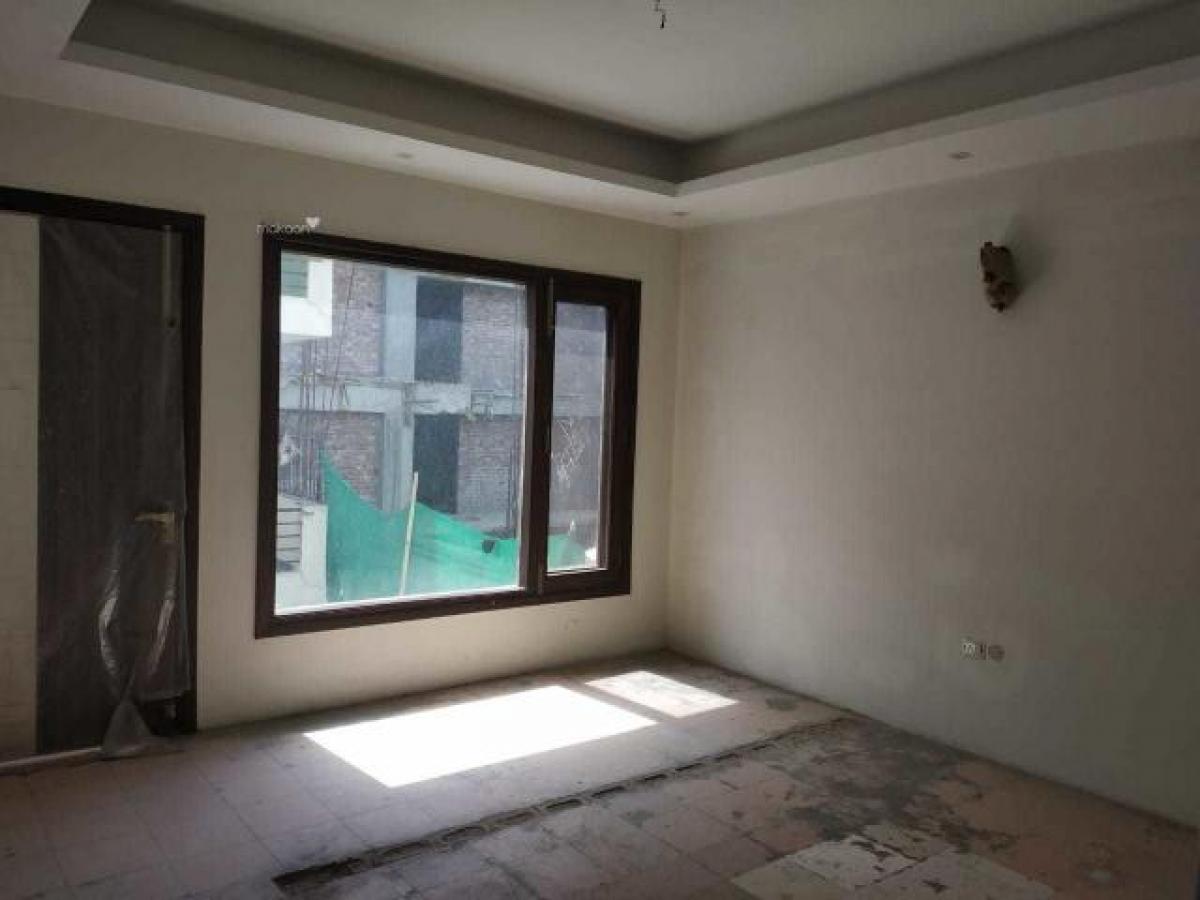 9 bedrooms House in Gurgaon, India No. 29274