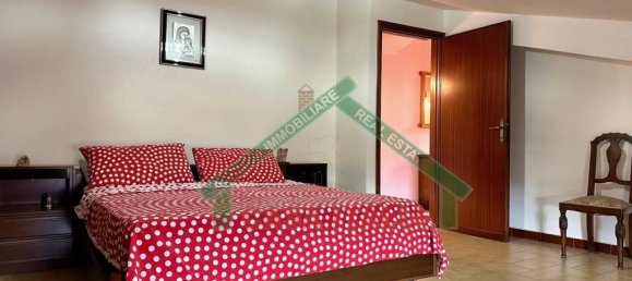 Квартира с 5 комнатами в Каподимонте, Италия № 156936 28