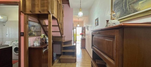 Квартира с 5 комнатами в Каподимонте, Италия № 156936 22