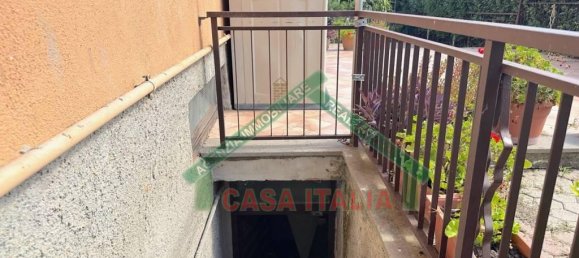 Квартира с 5 комнатами в Каподимонте, Италия № 156936 41