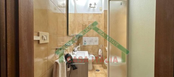 Квартира с 5 комнатами в Каподимонте, Италия № 156936 25