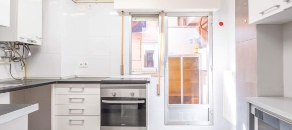 3 bedrooms Apartment in Zaragoza, Spain No. 63689 32