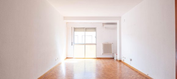 3 bedrooms Apartment in Zaragoza, Spain No. 63689 17