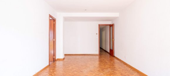 3 bedrooms Apartment in Zaragoza, Spain No. 63689 19