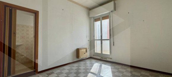 5 rooms Commercial property in Matera, Italy No. 22407 5