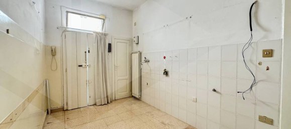 5 rooms Commercial property in Matera, Italy No. 22407 16