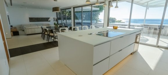 4 bedrooms Villa in Karon, Thailand No. 5976 18