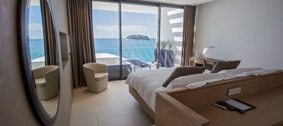 4 bedrooms Villa in Karon, Thailand No. 5976 6