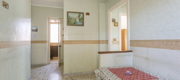 4 bedrooms Apartment in Anzio, Italy No. 380342 8