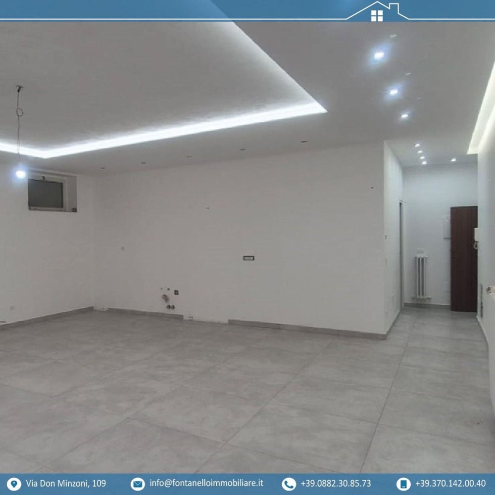 Apartamento de 6 habitaciónes en San Severo, Italy No. 193897