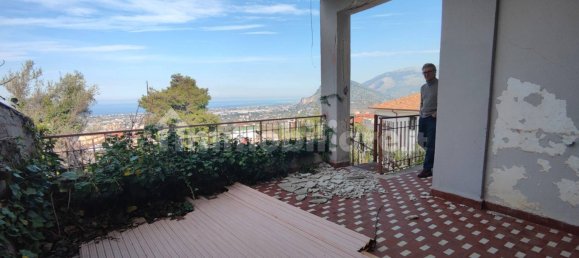 Villa T4 em Carini, Italy N.º 44630 20