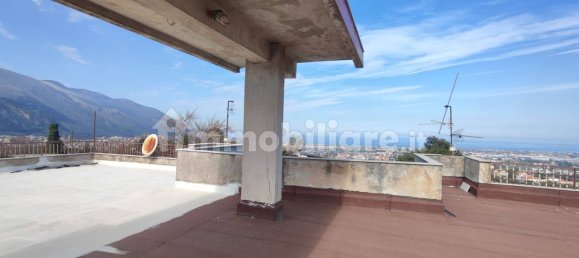 Villa T4 em Carini, Italy N.º 44630 19