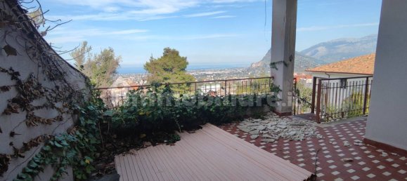 Villa T4 em Carini, Italy N.º 44630 21