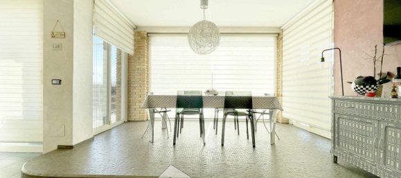 6 Schlafzimmer Villa in Romagnano Sesia, Italy, Nr. 377451 16