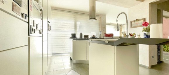 6 Schlafzimmer Villa in Romagnano Sesia, Italy, Nr. 377451 11