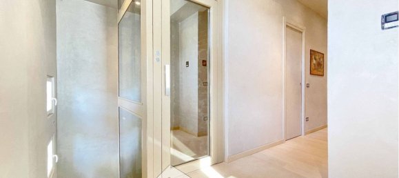 6 Schlafzimmer Villa in Romagnano Sesia, Italy, Nr. 377451 22