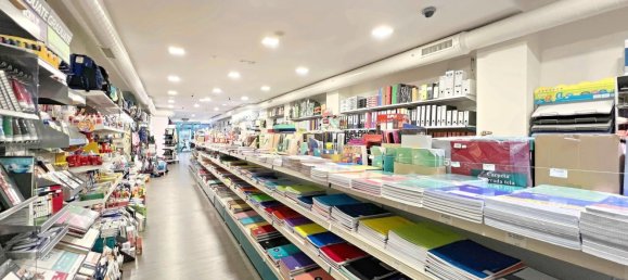 Коммерческая недвижимость 300м² в Ла-Корунья, Испания № 45750 6