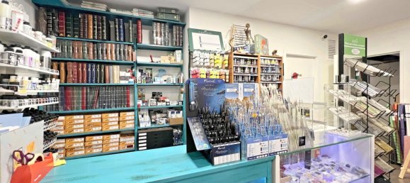 Коммерческая недвижимость 300м² в Ла-Корунья, Испания № 45750 9