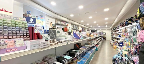 Коммерческая недвижимость 300м² в Ла-Корунья, Испания № 45750 8