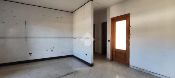 3-salle Appartement à Melito di Napoli, Italy No. 237350 2