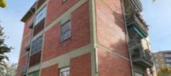 5 rooms Apartment in Monza, Italy No. 307640 2