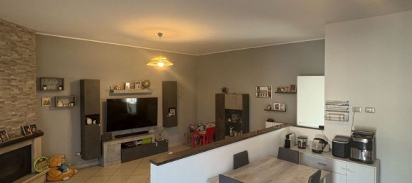 3 bedrooms Apartment in Settala, Italy No. 357897 2