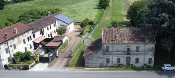 8 chambres Villa à Gonzaga, Italy No. 359695 5