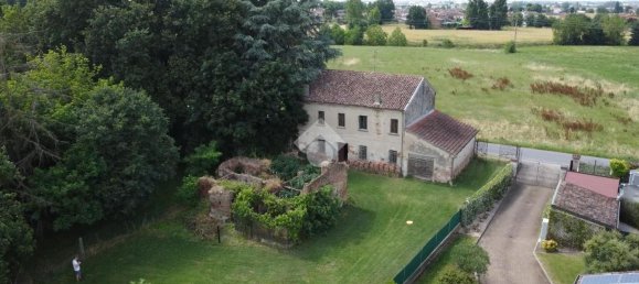 8 chambres Villa à Gonzaga, Italy No. 359695 15