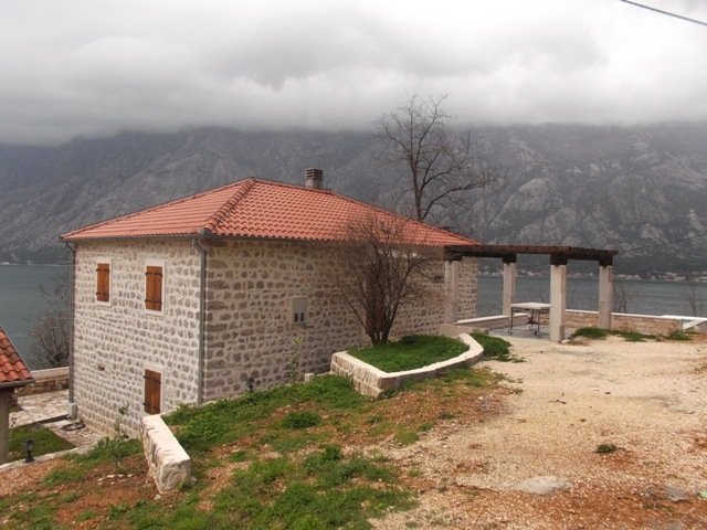 130m² House in Kotor, Montenegro No. 403