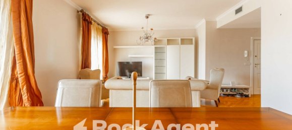 Apartamento de 3 dormitorios en Bari, Italy No. 305816 3