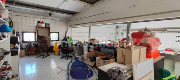 Entrepôt à Cagliari, Italy 380m² No. 308786 3