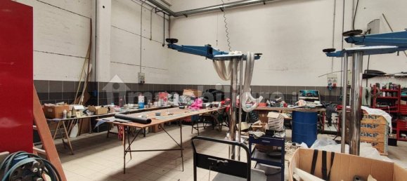 Entrepôt à Cagliari, Italy 380m² No. 308786 9