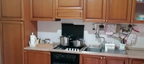 6 rooms Apartment in Penne, Italy No. 186520 12