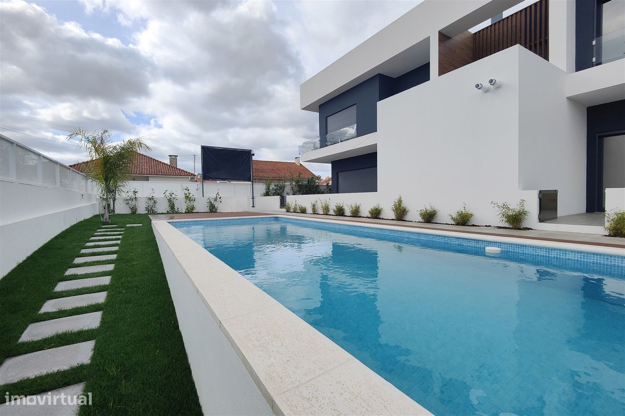 4 Schlafzimmer Haus in Loures, Portugal, Nr. 102769