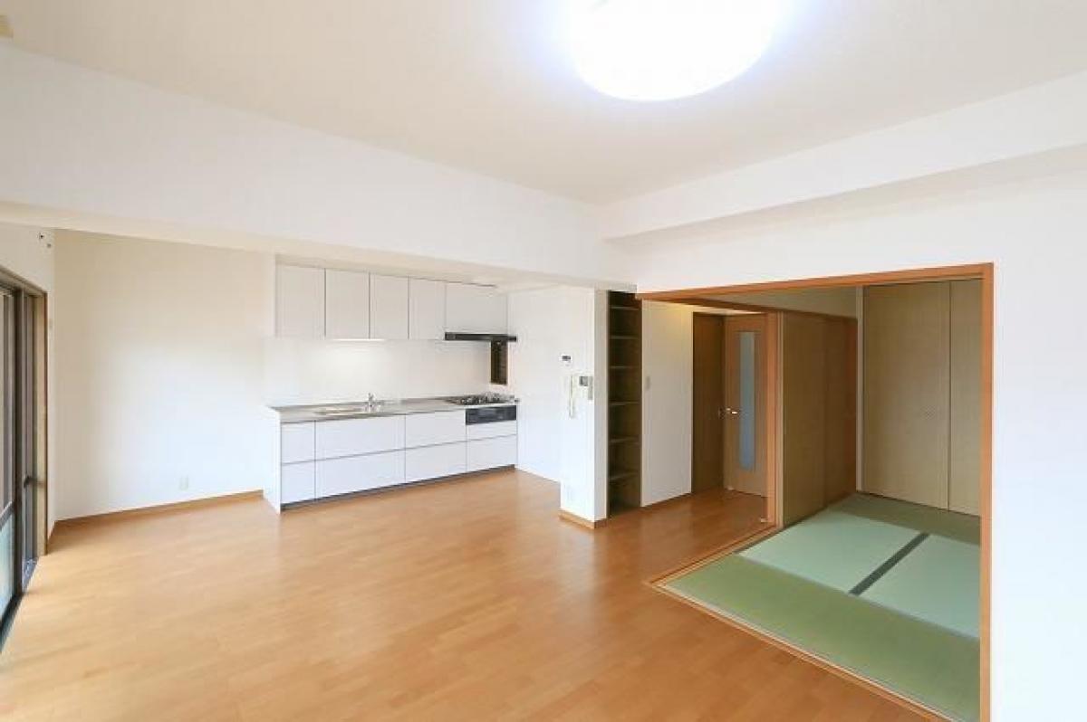 Apartamento T3 em Fukuoka, Japan N.º 7335
