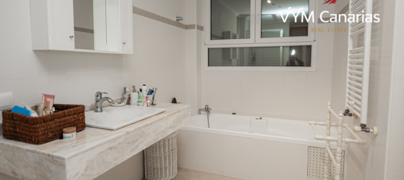 5 bedrooms Villa in Altea La Vella, Spain No. 11747 25