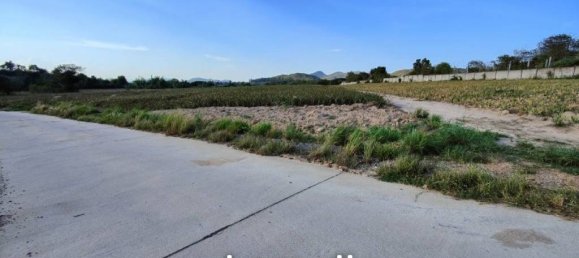  Commercial property in Hua Hin, Thailand No. 16923 4