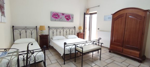 4 rooms House in Gallipoli, Italy No. 148874 17