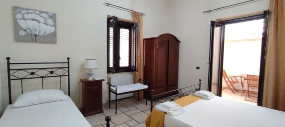 4 rooms House in Gallipoli, Italy No. 148874 16