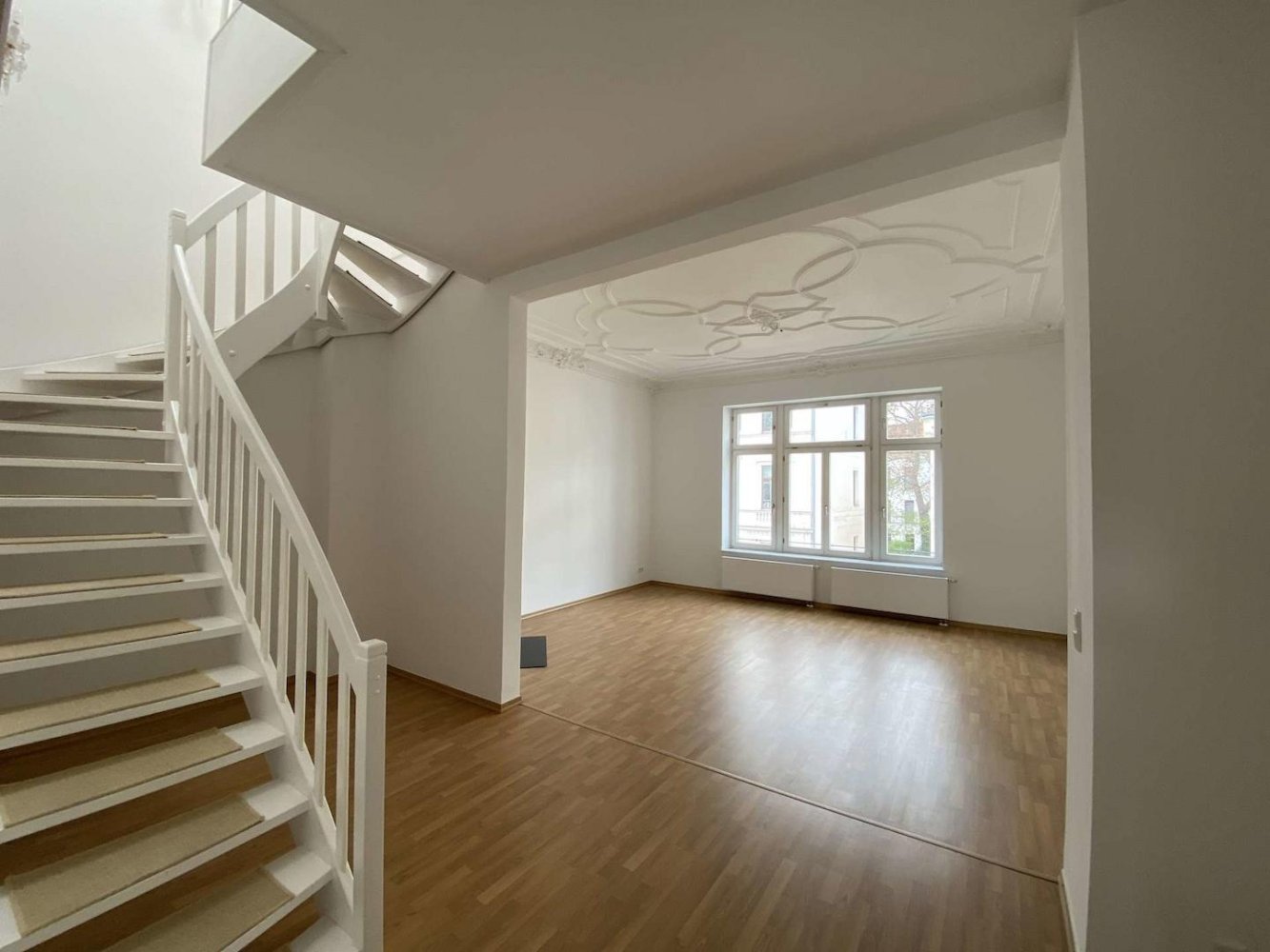 4-salle Duplex à Leipzig, Germany No. 74294