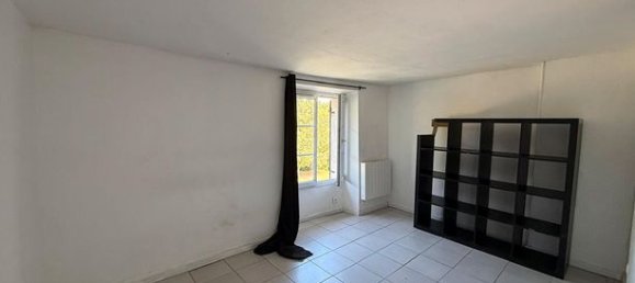 3 bedrooms House in Dormans, France No. 305277 9