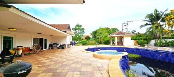 5 bedrooms Cafe / restaurant in Pattaya, Thailand No. 23027 14