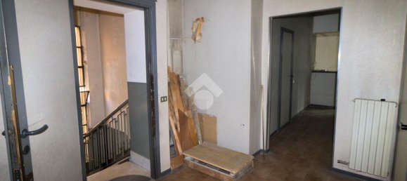 15 rooms Building in Milan, Italy No. 243312 13