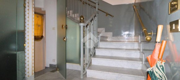 15 rooms Building in Milan, Italy No. 243312 9