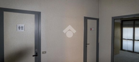 15 rooms Building in Milan, Italy No. 243312 12